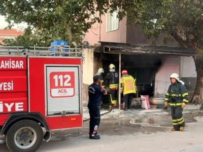 D&uuml;ğ&uuml;n yemeği hazırlığında yangın paniği
