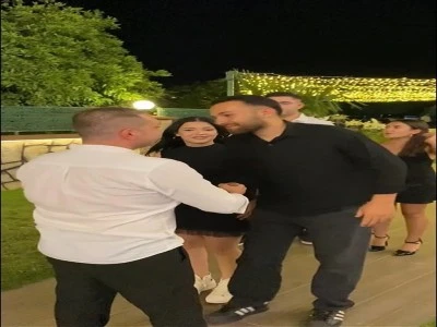 D&uuml;ğ&uuml;ne bir g&uuml;n kala nişanlısından ayrıldı, s&ouml;zleşmeyi iptal edemeyince salonda yakınlarıyla eğlendi