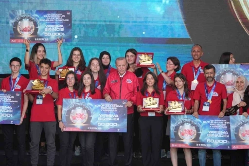 Dumlupınar Bilim ve Sanat Merkezi &ouml;ğrencilerinden b&uuml;y&uuml;k başarı
