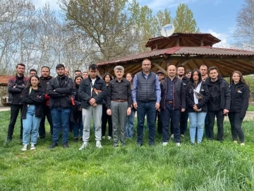 Dumlupınar &Uuml;niversitesi&rsquo;nin şampiyon takımı Gediz&rsquo;de ağırlandı
