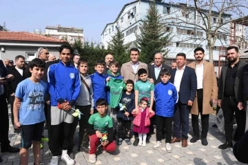 Osmangazi Belediye Başkanı ve Adayı D&uuml;ndar se&ccedil;im &ccedil;alışmalarına devam ediyor