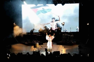 D&uuml;nya Barışının simge ismi Mathlouthi, Bursa Festivali&rsquo;nde