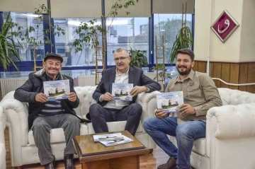 D&uuml;nya &ccedil;apında ilgi g&ouml;ren Adem Amca ve Yaren Leylek hikayesinin kitabı &ccedil;ıktı
