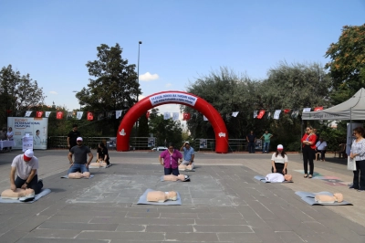 D&uuml;nya İlk Yardım G&uuml;n&uuml;&rsquo;nde Farkındalık Eğitimi