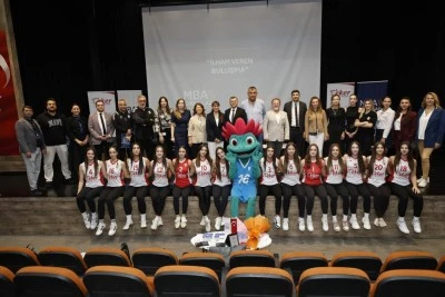 D&uuml;nya Kız &Ccedil;ocukları G&uuml;n&uuml;&rsquo;nde Eker Spor Kul&uuml;b&uuml;&rsquo;nden ilham veren buluşma