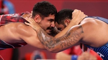 D&uuml;nya şampiyonasında yer alacak milli g&uuml;reş&ccedil;iler belli oldu