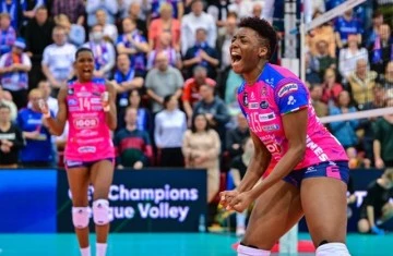 D&uuml;nyaca &uuml;nl&uuml; kadın voleybolcu İstanbul'da &ouml;l&uuml; bulundu 