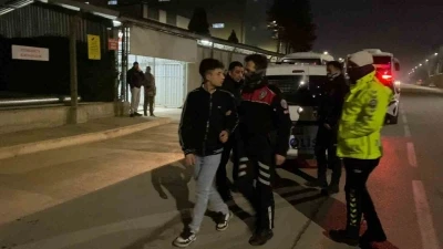 Dur ihtarına uymayan ehliyetsiz s&uuml;r&uuml;c&uuml;ye 95 bin 183 TL ceza!