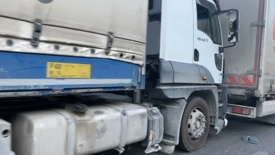 D&uuml;rdane rampasında 7 ara&ccedil; birbirine girdi