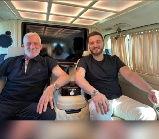 Bursa'da duruşmada &ouml;ld&uuml;r&uuml;len baba-oğul yan yana toprağa verildi