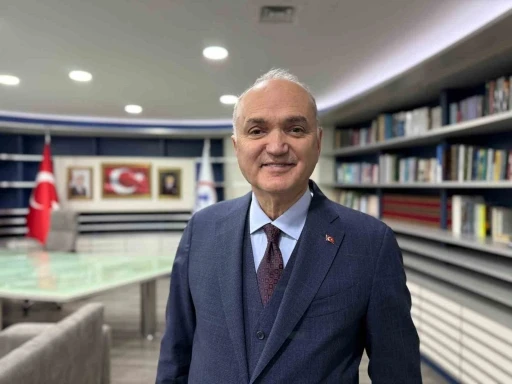 D&uuml;zce Belediye Başkanı &Ouml;zl&uuml;: "İstanbul&rsquo;un i&ccedil;me suyuna D&uuml;zce&rsquo;den kanalizasyon karışıyor, g&ouml;r&uuml;nt&uuml;l&uuml; ispat edebiliriz&rdquo;
