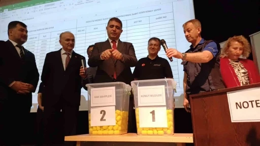 D&uuml;zce&rsquo;de afetzedeler yeni konutlarına kavuştu
