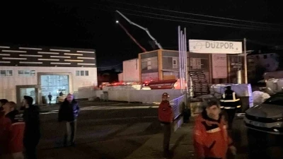 D&uuml;zce&rsquo;deki fabrika yangını s&ouml;nd&uuml;r&uuml;ld&uuml;