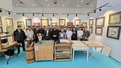 D&uuml;zce &Uuml;niversitesi standı İslam Sanatları Fuarı&rsquo;na damga vurdu
