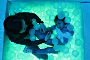 &lsquo;D&uuml;zelmez, uğraşmayın&rsquo; dediler, T&uuml;rk eğitimcilerin elinde hayata bağlandı
