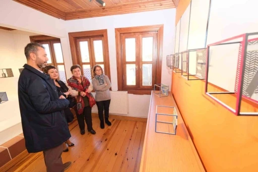 &lsquo;D&uuml;zlemin İfadesi seramik sergisi Odunpazarı&rsquo;nda a&ccedil;ıldı
