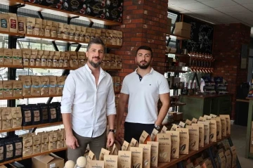 E-ticaretle k&uuml;&ccedil;&uuml;k k&uuml;&ccedil;&uuml;k başladı, kahve patronu oldu
