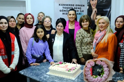 Ebru Şimşek'ten Anlamlı Dayanışma