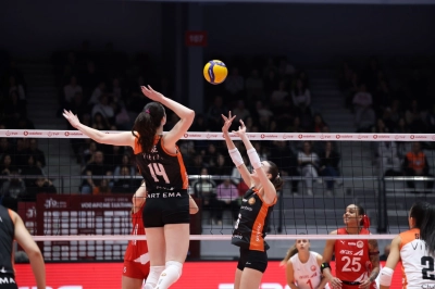 Eczacıbaşı Dynavit, Aras Kargo&rsquo;ya konuk oldu