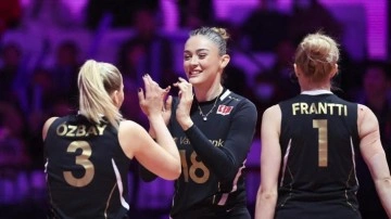 Eczacıbaşı Dynavit Kadın Voleybol Takımı, 3. kez d&uuml;nyanın en b&uuml;y&uuml;ğ&uuml; oldu