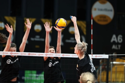 Eczacıbaşı Dynavit, VakıfBank Deplasmanına &Ccedil;ıkıyor