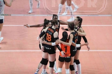 Eczacıbaşı Dynavit, Novara'da hazırlıklarını s&uuml;rd&uuml;rd&uuml;