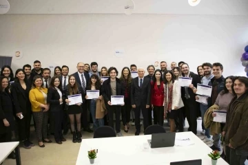 Eczacıbaşı Topluluğu geleceğin &lsquo;Teknoloji Kahramanları&rsquo;nı yetiştiriyor
