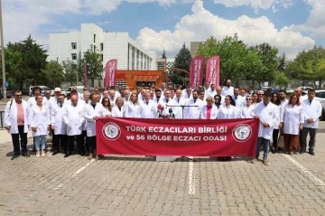 Eczacılar, her ge&ccedil;en g&uuml;n a&ccedil;ılan eczacılık fak&uuml;ltelerinden ve istihdam sorunundan dert yandı
