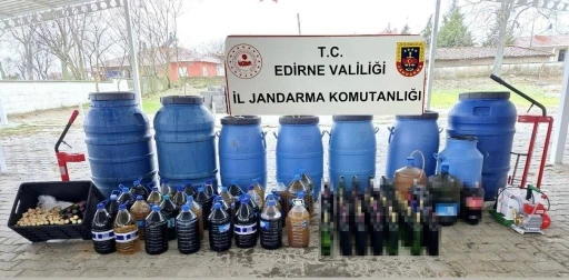Edirne&rsquo;de bin 560 litre ka&ccedil;ak i&ccedil;ki ele ge&ccedil;irildi

