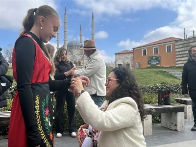 Edirne'de marteni&ccedil;kalar takıldı
