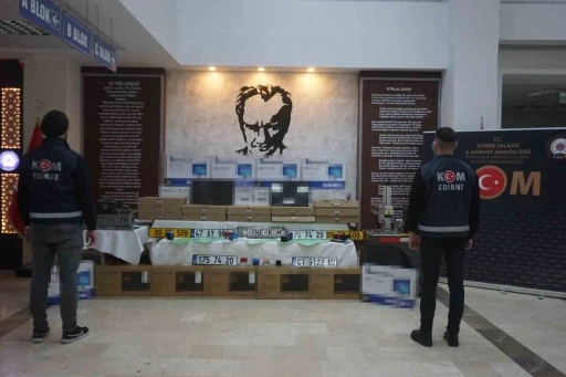 Edirne&rsquo;de sahte plaka şebekesi &ccedil;&ouml;kertildi

