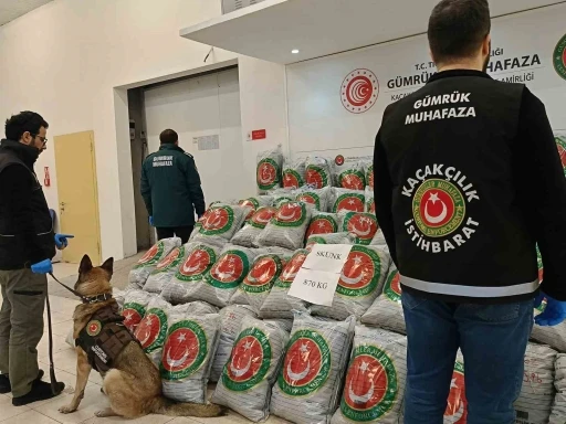 Edirne&rsquo;de tırda 870 kilo skunk ele ge&ccedil;irildi
