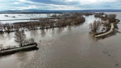 Edirne&rsquo;de y&uuml;zlerce d&ouml;n&uuml;m tarım arazisi sular altında