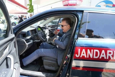 Edremit&rsquo;te TOGG, Jandarma&rsquo;nın hizmetine girdi
