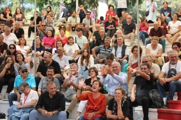 Efeler&rsquo;in kitap festivali sona erdi
