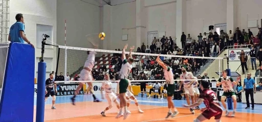 Efeler Ligi: T&Uuml;RŞAD: 3 - Akkuş Belediyespor: 0