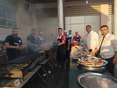 Ege&rsquo;de d&uuml;ğ&uuml;n sezonu başladı, k&ouml;fte yoğurmak meslek oldu
