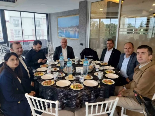 Eğitim Bir Sen Antalya Şubesi&rsquo;nden Engelliler G&uuml;n&uuml; buluşması
