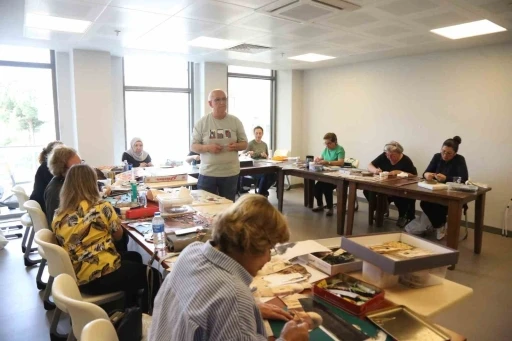 Eğitim ve sanatın adresi: Prof. Dr. İsmail Aka K&uuml;t&uuml;phanesi
