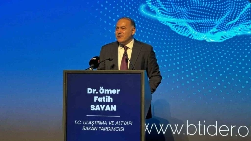 &lsquo;Eğitimciler İ&ccedil;in Yapay Zeka Eğitim Programı&rsquo;nın tanıtımı BTK&rsquo;da ger&ccedil;ekleştirildi
