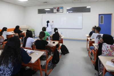Eğitimde Gaziantep B&uuml;y&uuml;kşehir Farkı!