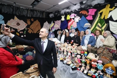 El emeği g&ouml;z nuru eserler g&ouml;r&uuml;c&uuml;ye &ccedil;ıktı
