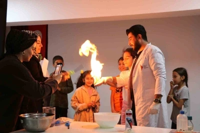 Elazığ Bilim Merkezi, Tunceli&rsquo;de &ouml;ğrencilerle buluştu
