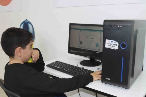 Elazığ&rsquo;da &ccedil;ocuklara robotik kodlama eğitimi
