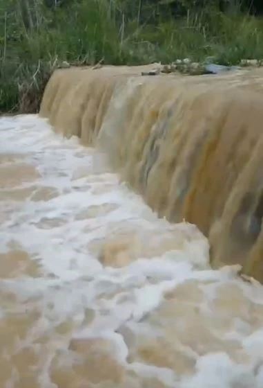 Elazığ&rsquo;da yağışlar dereleri coşturdu
