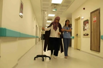 Elazığ&rsquo;dan Şırnak&rsquo;a gelen hasta, eş zamanlı ameliyatla sağlığına kavuştu
