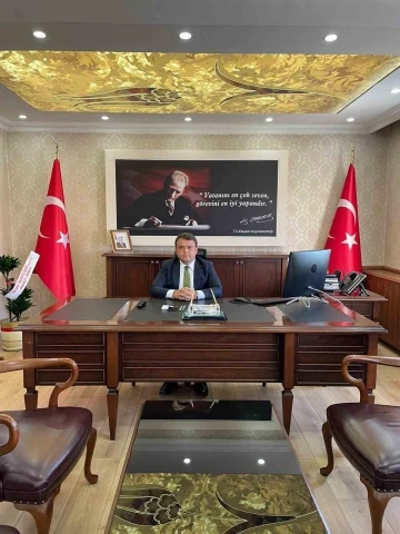 Eleşkirt Kaymakamı &Ouml;mer Saygılı g&ouml;revine başladı
