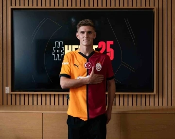 Elias Jelert, Galatasaray&rsquo;ın 3. Danimarkalı futbolcu oldu
