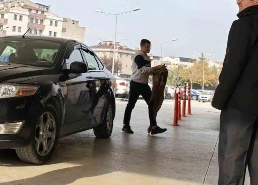 Bursa'da elini makineye kaptıran iş&ccedil;inin parmağı koptu