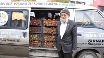 "Elmacı Dede" Denizli'de yetiştirdiği elmaları Şırnak'taki Mehmet&ccedil;ik i&ccedil;in getird